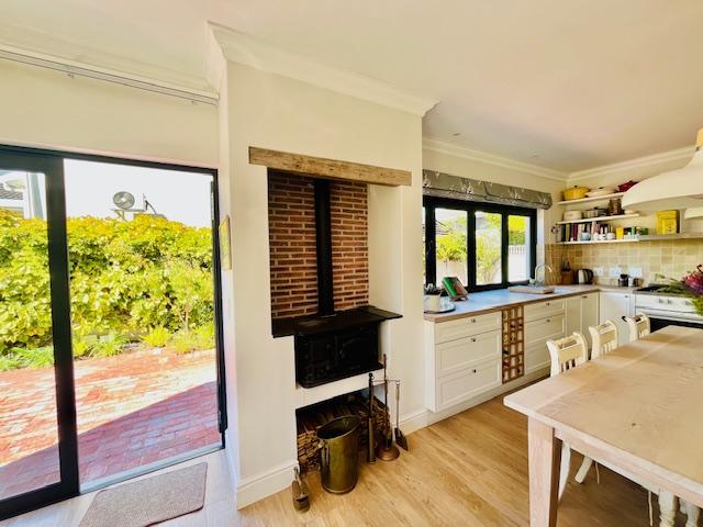 3 Bedroom Property for Sale in Bergvliet Western Cape